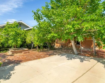4545  Prospect Ave, Los Angeles