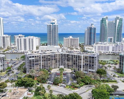 600 Parkview Dr Unit #611, Hallandale Beach