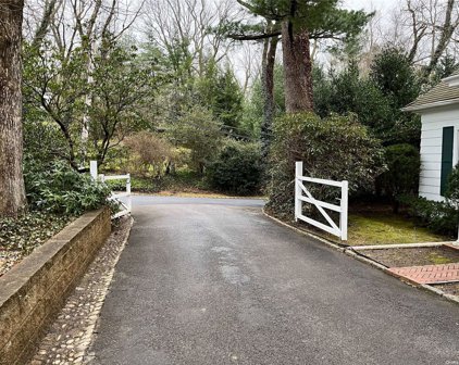 127A Horseshoe Road, Mill Neck