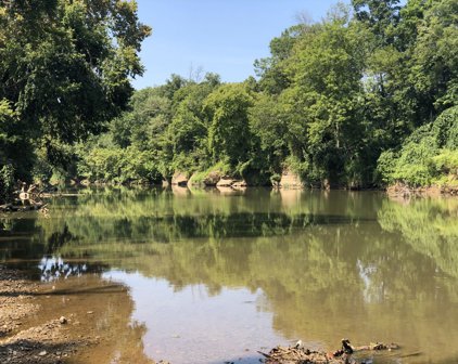 1050 Paul Story Rd, Ashland City