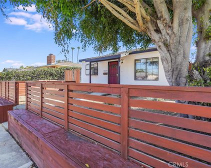 5520 Walnut Avenue, Long Beach