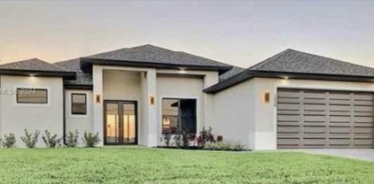 1321 Ne 19 Ter, Cape Coral