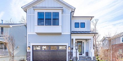 1018 19th St S, Arlington