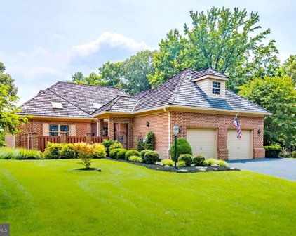 1070 S River Landing Rd, Edgewater