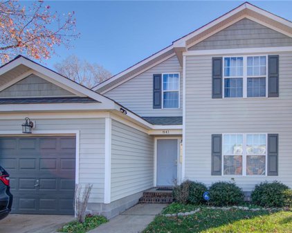 841 Davis Boulevard, West Suffolk