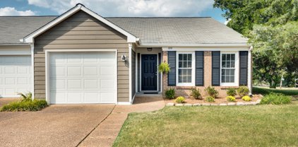 100 Cloister Dr, Nashville