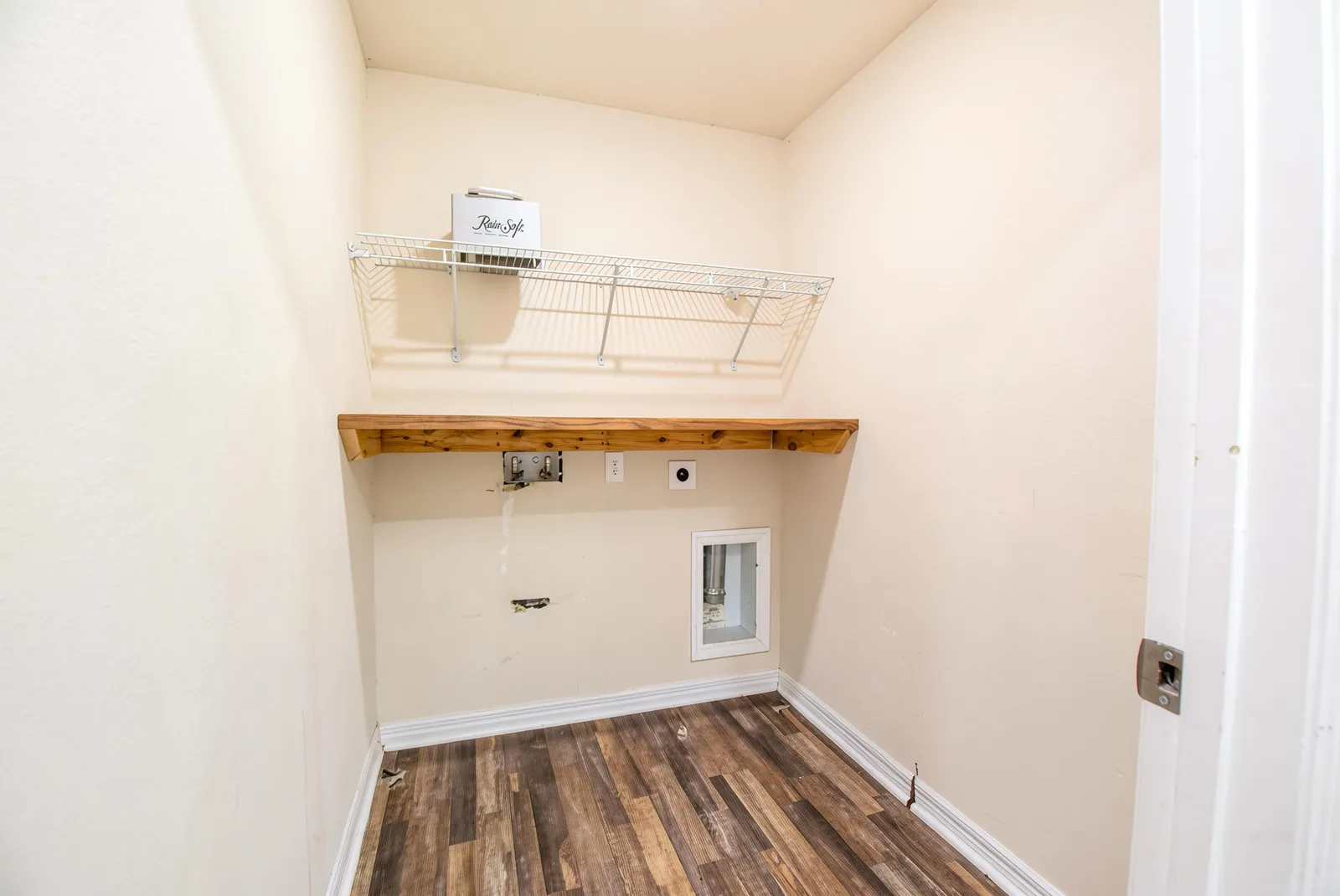 Interior laundry area