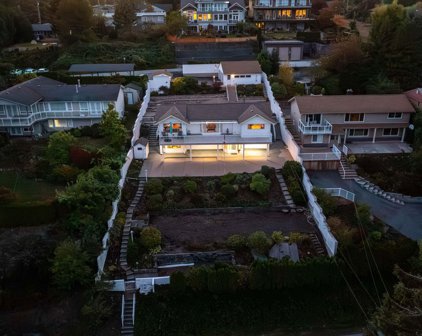 1021 Tuxedo Drive, Port Moody