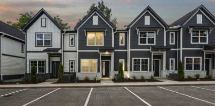 700 N DuPont Ave #507, Madison