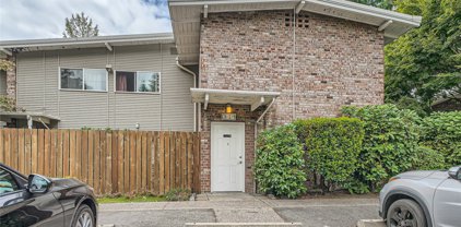 12252 SE 59th Street Unit #136, Bellevue