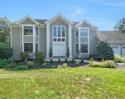 10 Stonington Heights, Briarcliff Manor image