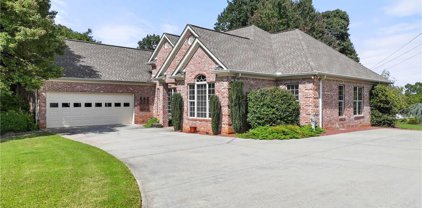 2712 Water View Circle, Gainesville