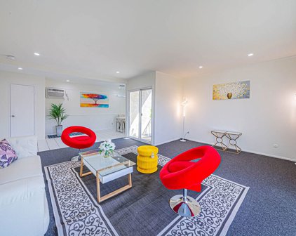 409  Burchett St Unit 320, Glendale