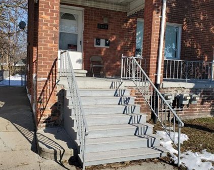 8129 WESTMINSTER, Warren
