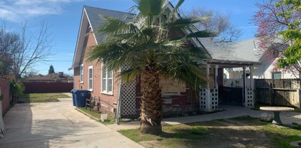 435 Francis, Bakersfield