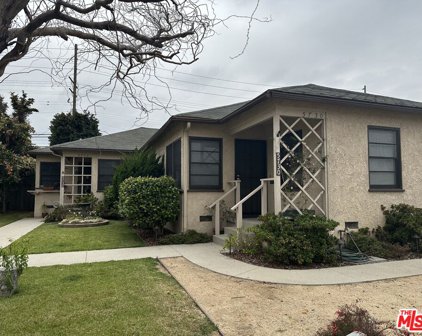 5730 W 85th Pl, Los Angeles