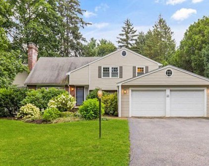 82 Cary Avenue, Lexington