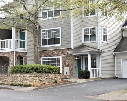 211 Edinburgh Court, Alpharetta