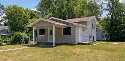 902 Waukonda Avenue, Benton Harbor