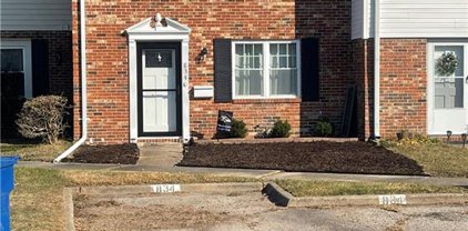 834 N Grosvenor Court, Northwest Virginia Beach