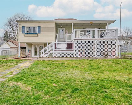 2913 State Street, White Oak