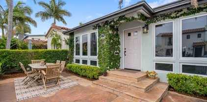 165  Roycroft Ave, Long Beach