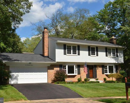 5013 Pylers Mill Ct, Fairfax