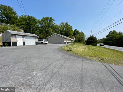 4782 Valley Rd Unit #2, Berkeley Springs