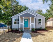 432 Lakeland, Durham image