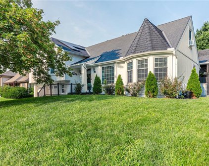 10432 Monrovia Street, Overland Park