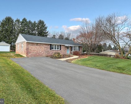 1230 Christensen Rd, York
