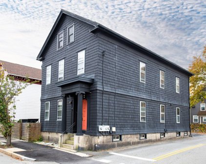 206 Smith Street, Providence