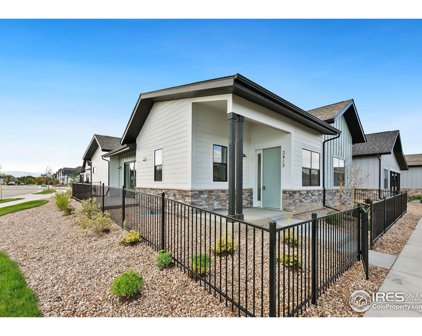 712 Greenfields Dr, Fort Collins