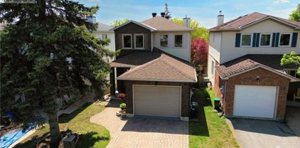 80 ROWE DRIVE, Kanata
