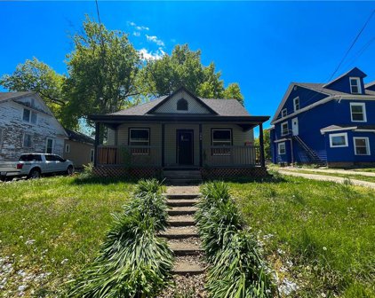 304 E Ohio Street, Clinton