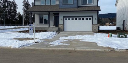 10371 Belgrave, Hayden