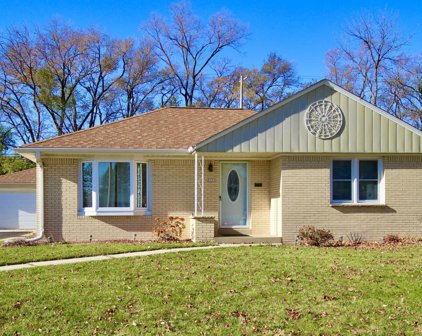 2357 North 103rd Street, Wauwatosa
