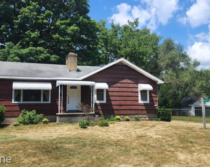 3319 Curwood, Waterford Twp