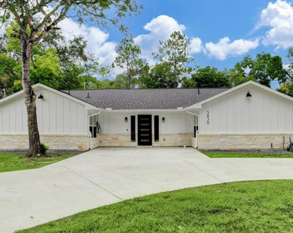 5830 Willow Street, Pearland