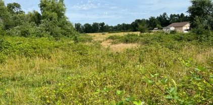 4.88 Ac Zoned R1-6 2nd Street, Anderson