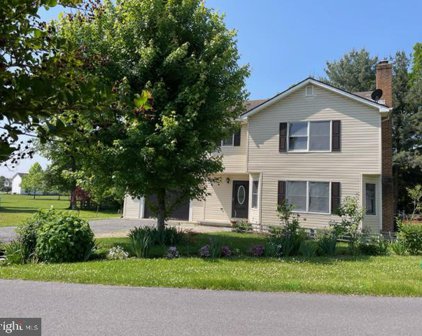 111 Columbia Cir, Stephens City