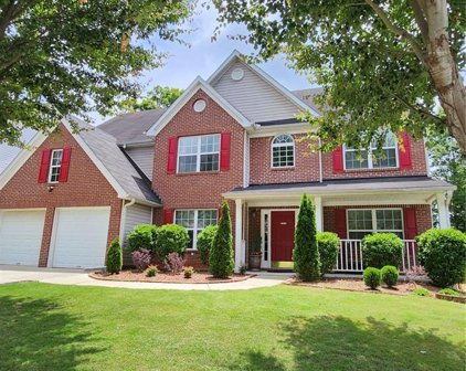 743 Roxholly Walk, Buford