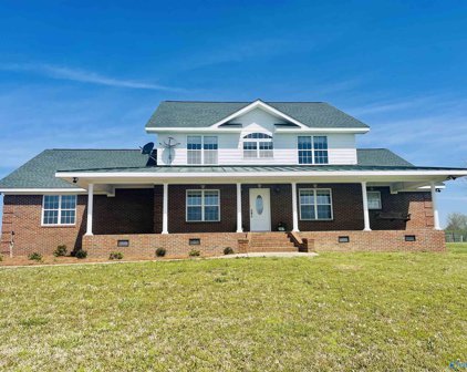 266 County Road 444, Crossville
