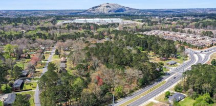 2337 Rockbridge, Stone Mountain