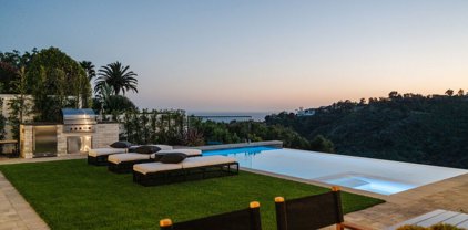 925  Enchanted Way, Pacific Palisades