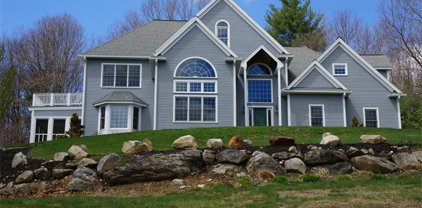 83 Wheeler Rd, Stow