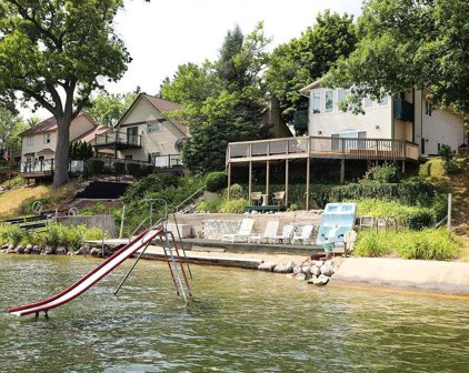 10089 Woodlawn Drive, Portage