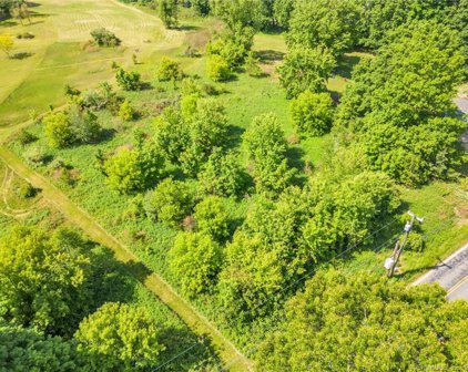 130 Stafford Road, Somers