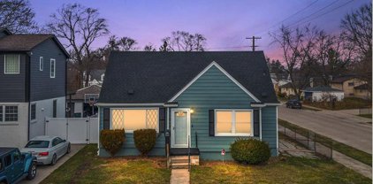 1510 CATALPA, Berkley