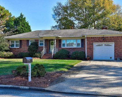 4604 Miles Standish Road, Northwest Virginia Beach